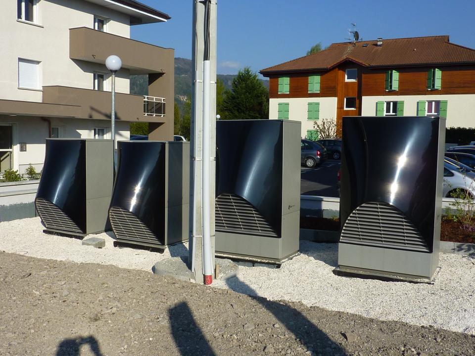 Installation de 4 Pompes  chaleur air/eau PRO - Alpha Innotec LW310 & LW180