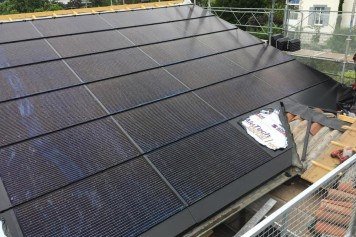 Mise en place de panneau photovoltaique  - SUISSE 